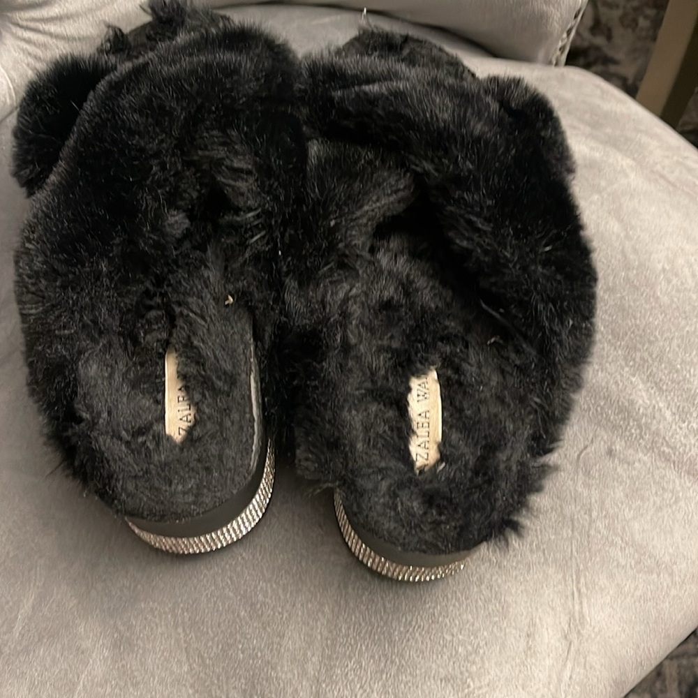 Slides - Picture 3 of 7